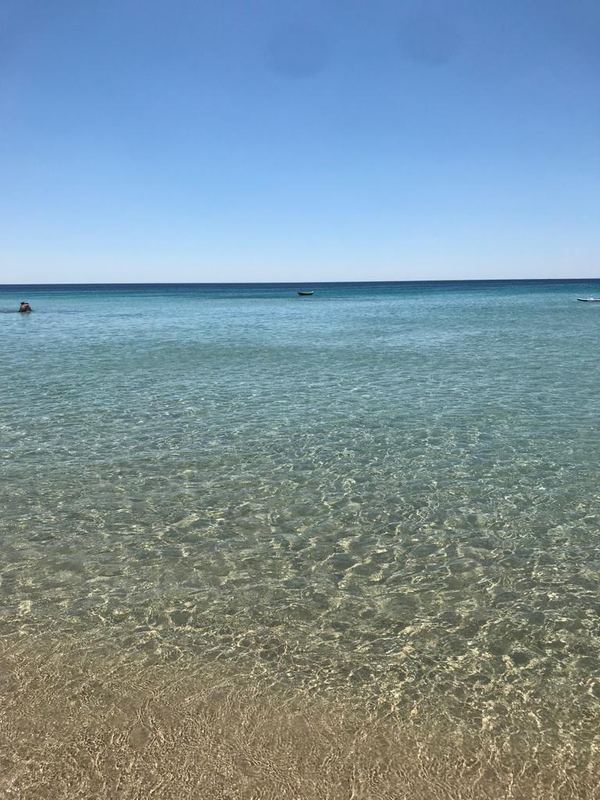 Il mare turchese e trasparente di San Pietro in Bevagna